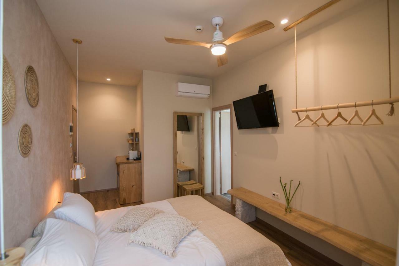 Ederlezi Boutique Hotel Athens Ngoại thất bức ảnh